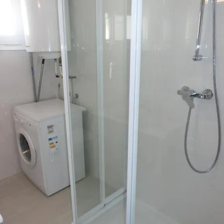 Apartment Atico Renovado Y Luminoso Con 2 Terrazas, Cerca De La Playa Y Paseo Maritimo, Parking Y Wifi Inclus - Es-228-47 *
