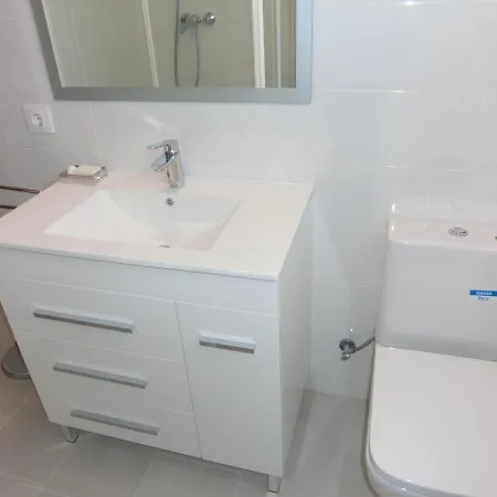 Apartment Atico Renovado Y Luminoso Con 2 Terrazas, Cerca De La Playa Y Paseo Maritimo, Parking Y Wifi Inclus - Es-228-47 *